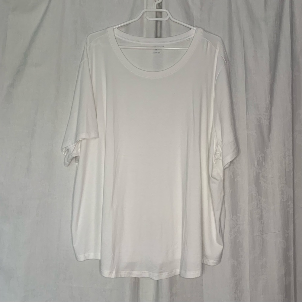 Universal Standard Tee